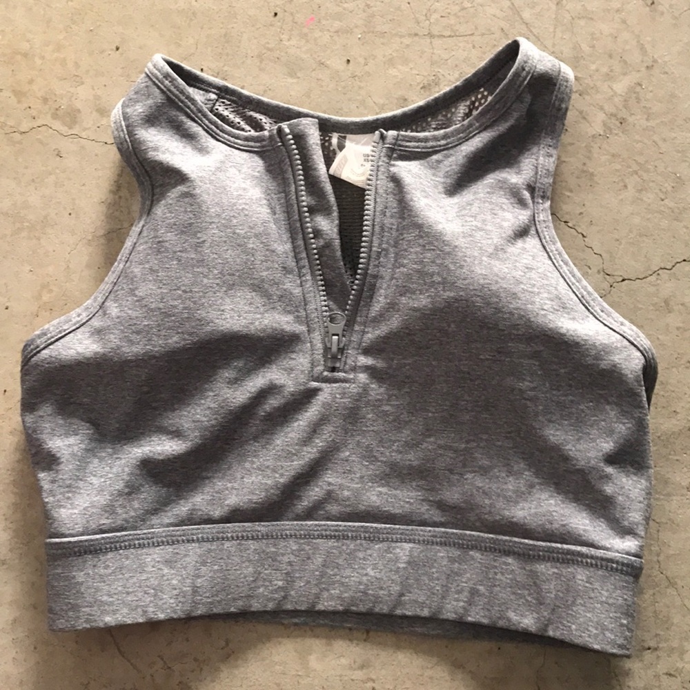 Sports bra